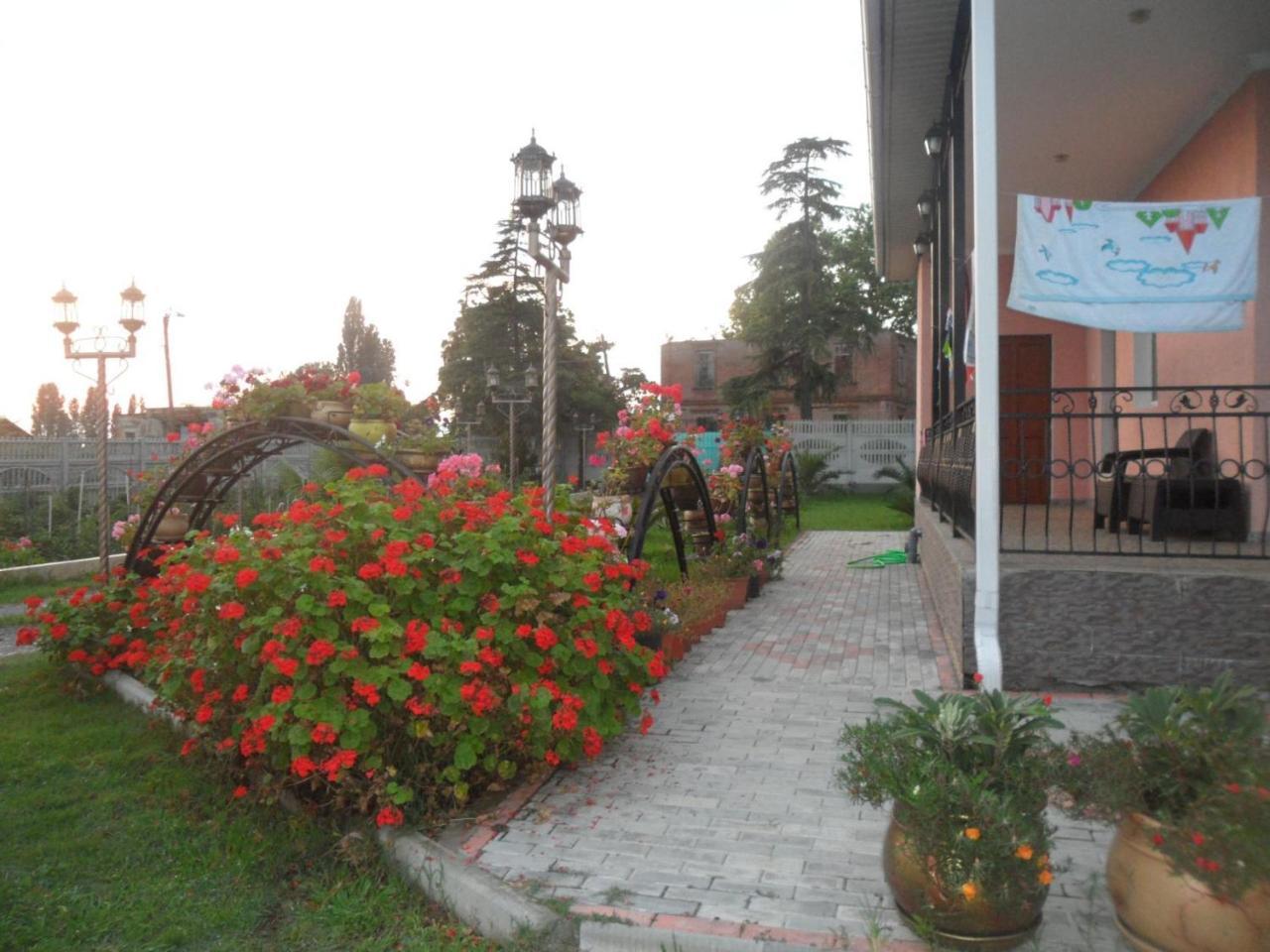 Galina Guest House Alakhadzi Exterior foto