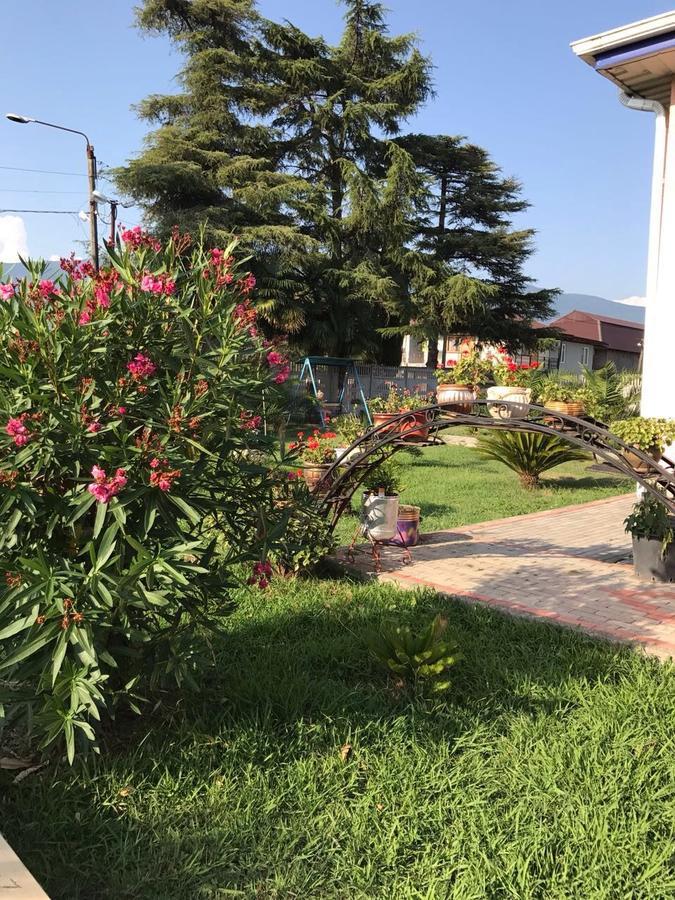 Galina Guest House Alakhadzi Exterior foto