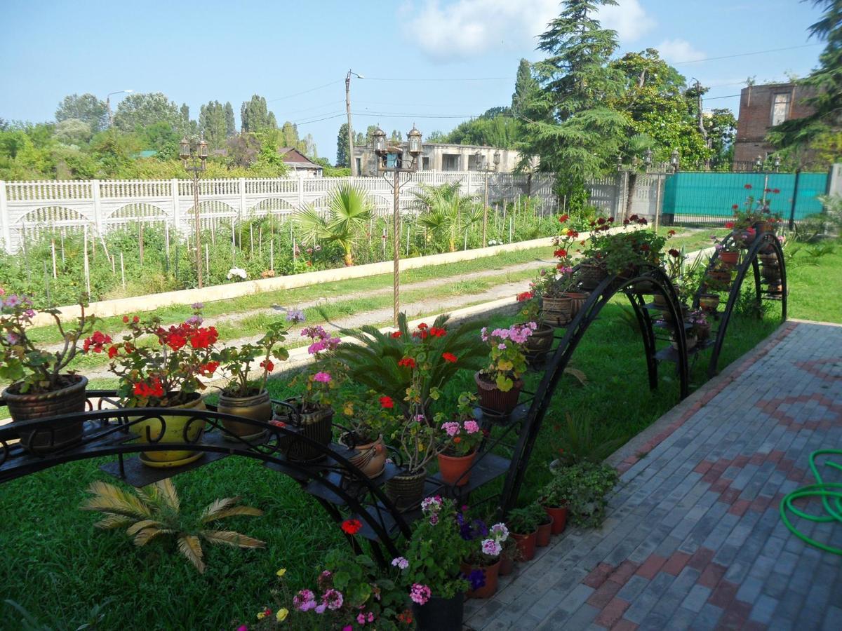 Galina Guest House Alakhadzi Exterior foto